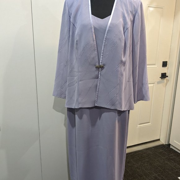 Mother of the Bride/Groom Gown - Picture 1 of 4